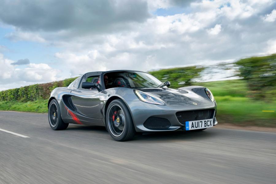  Lotus Elise Sprint 220 2017 года  (UK) (фото 1 из 2)